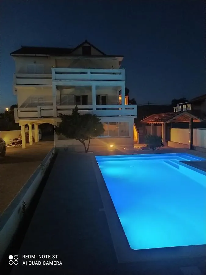 Apartments Mirko&Ana Bibinje